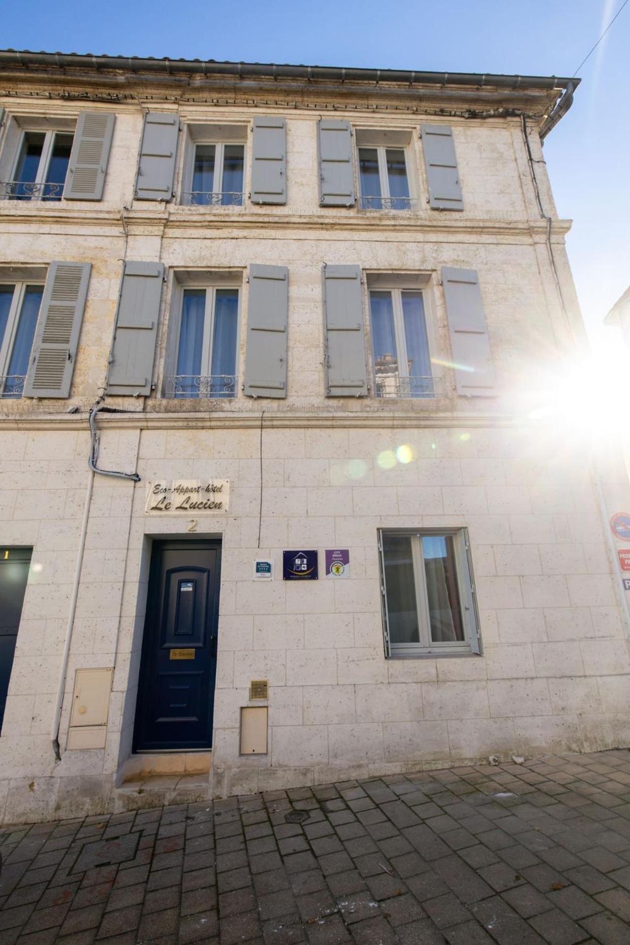 Le Lucien Eco-Appart'Hotel - Angouleme - Centre - Wifi - Parking Prive - Classe 4 Etoiles 外观 照片